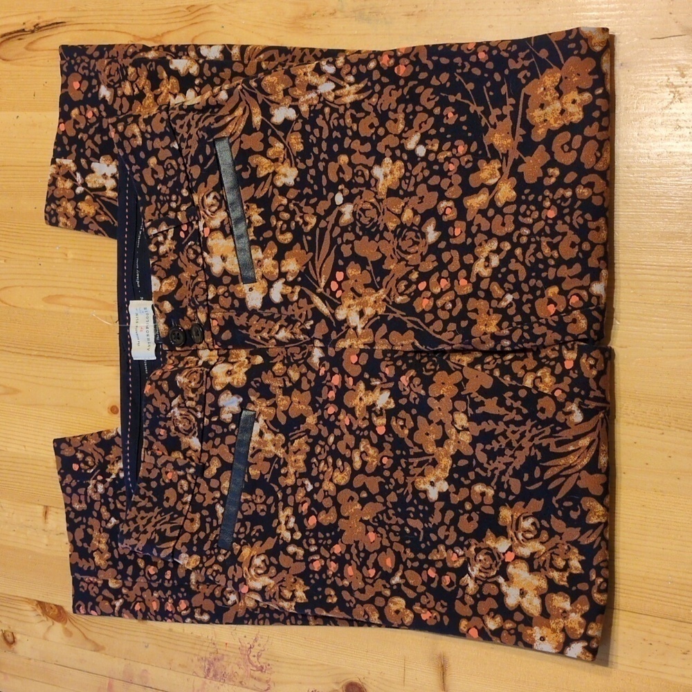 Anthropologie's Essential Slim Ankle Pants Size 2 - EUC